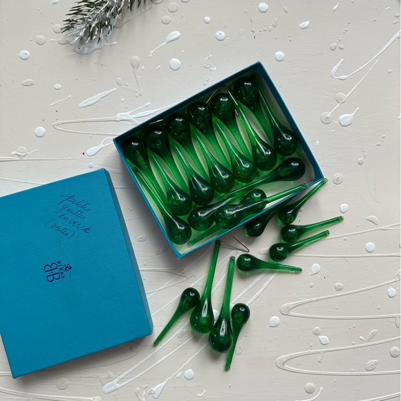 RARE Vintage Christmas Plastic Green Icicles - Picture 1 of 16